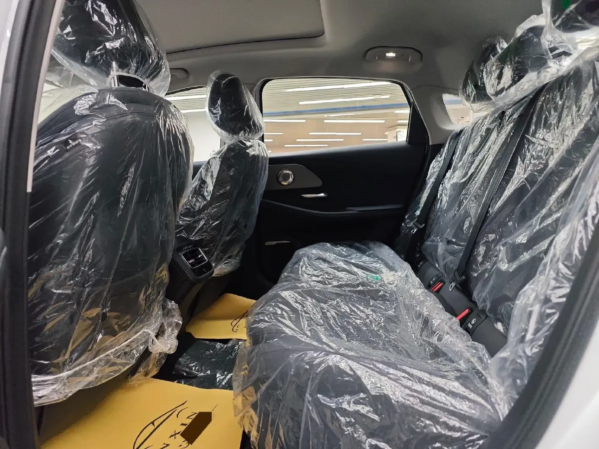 2024 Fulwin FulwinA8 1.5T 156HP L4 1DHT PHEV 18.3KWH,autocango,china used car exporter,china ev exporter,chinese used car exporter,chinese used ev exporter