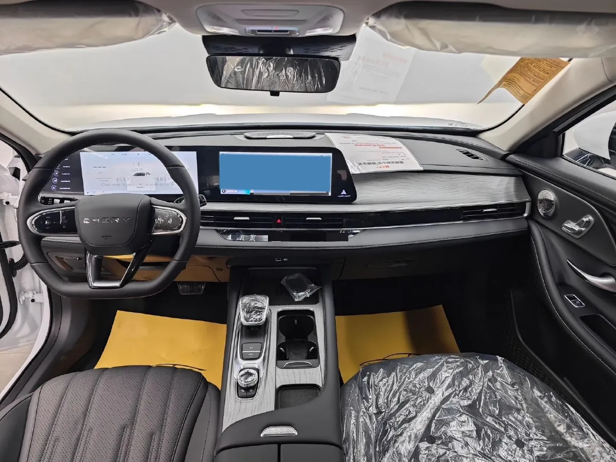 2024 Fulwin FulwinA8 1.5T 156HP L4 1DHT PHEV 18.3KWH,autocango,china used car exporter,china ev exporter,chinese used car exporter,chinese used ev exporter