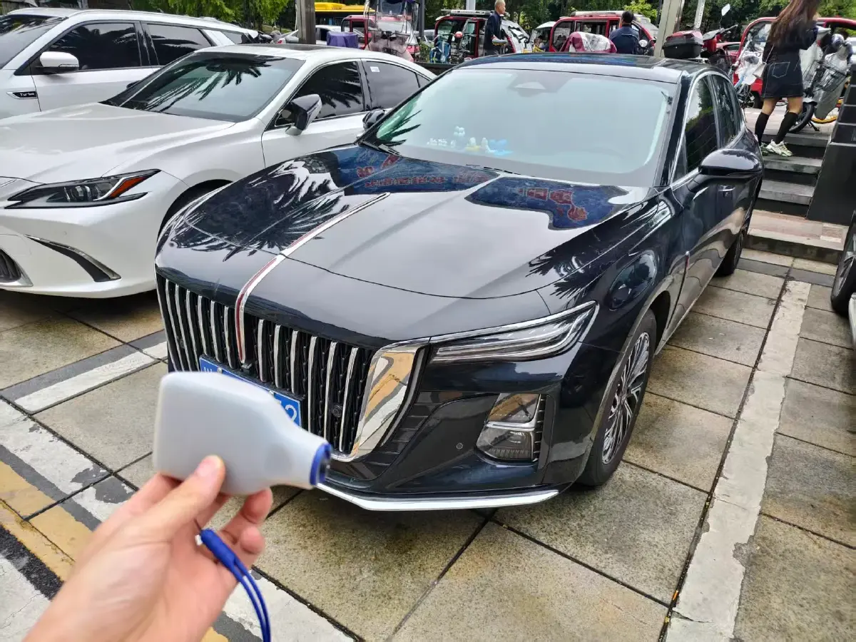 2025 HongQi H5 1.5T 169HP L4 1DHT Hybrid
