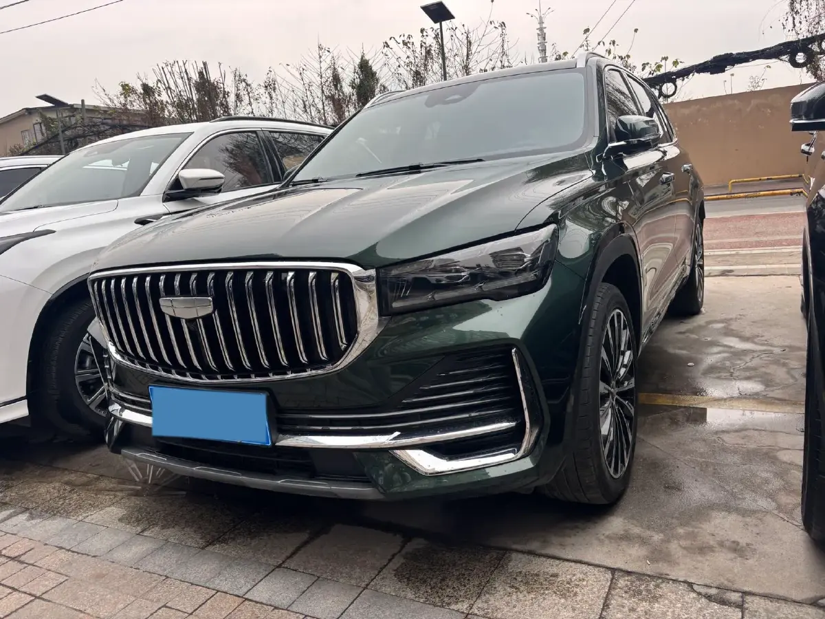 2025 Geely Monjaro 2.0T 238HP L4 8AT