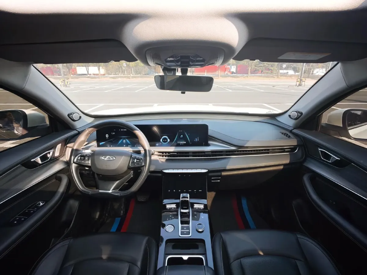 2021 Chery Tiggo 8 Plus 1.6T 197HP L4 7DCT,autocango,china used car exporter,china ev exporter,chinese used car exporter,chinese used ev exporter