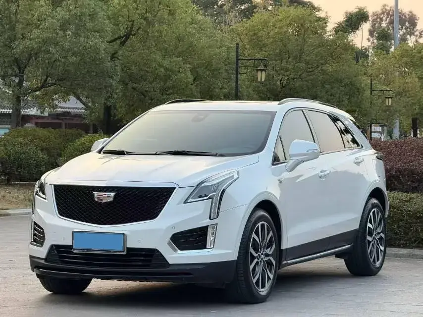 2022 Cadillac XT5 2.0T 237HP L4 9AT
