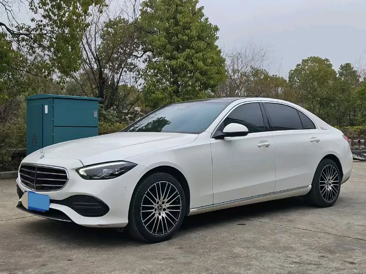 2024 Lincoln Corsair 2.0T 261HP L4 8AT