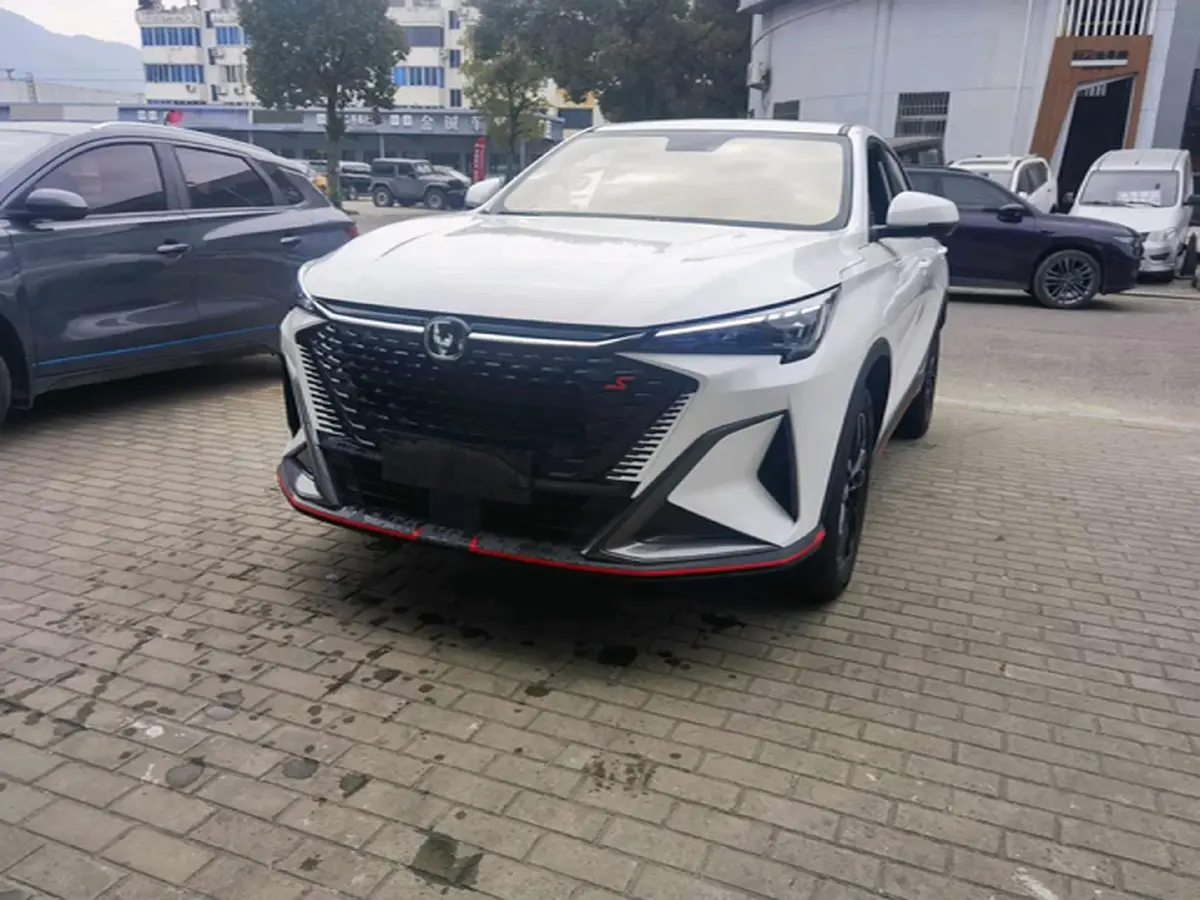 2025 ChangAn X5 PLUS 1.5T 188HP L4 7DCT