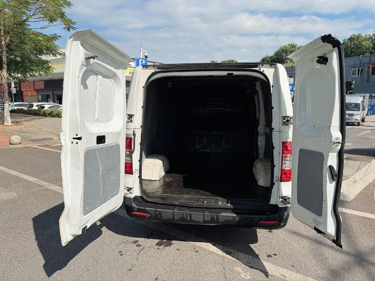 2023 MAXUS EV30 BEV 41.86KWH,autocango,china used car exporter,china ev exporter,chinese used car exporter,chinese used ev exporter