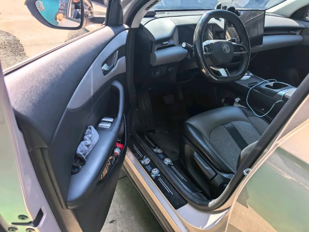 2025 MG MG ES5 BEV 49.1KWH,autocango,china used car exporter,china ev exporter,chinese used car exporter,chinese used ev exporter