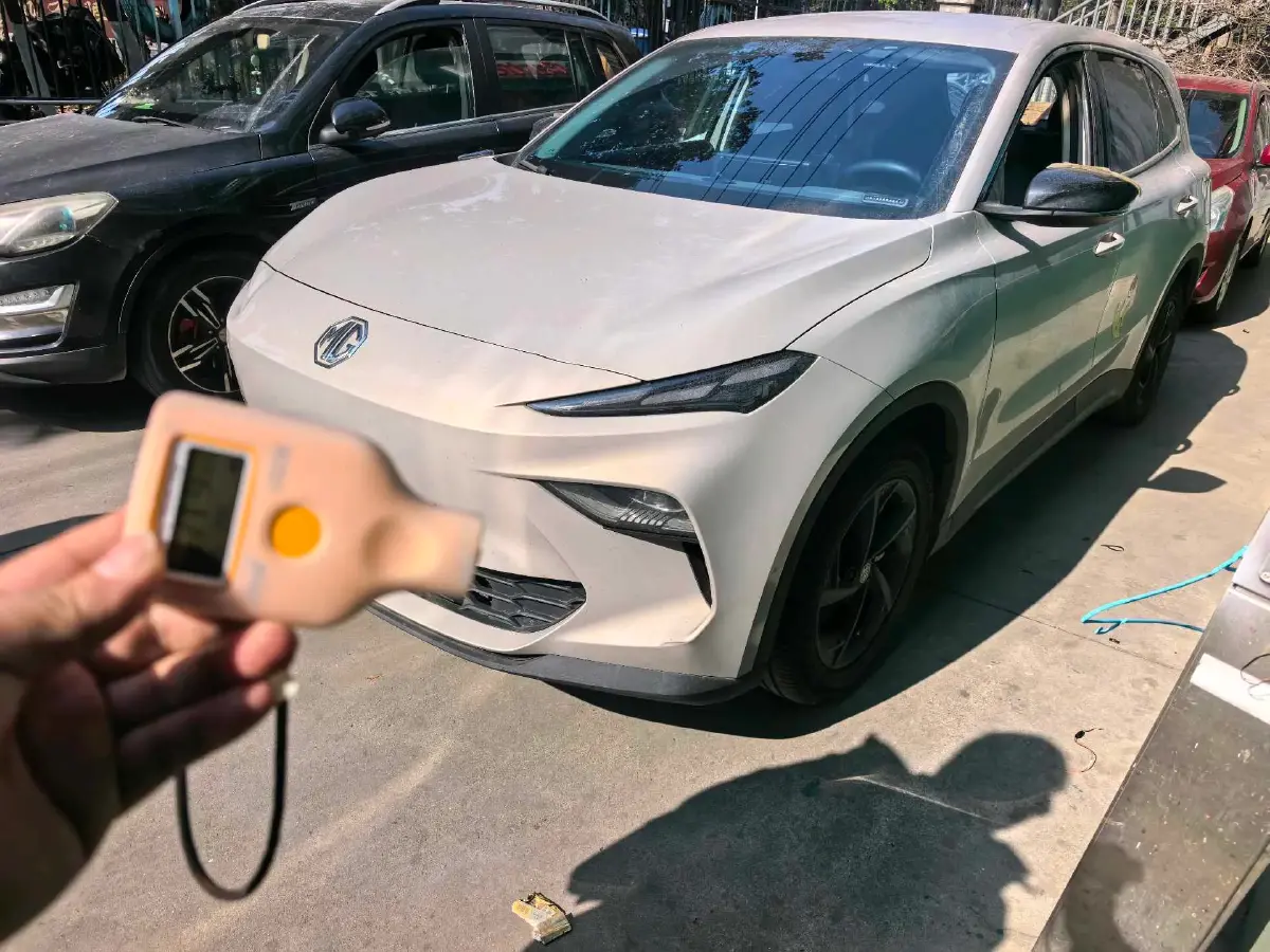 2025 MG MG ES5 BEV 49.1KWH