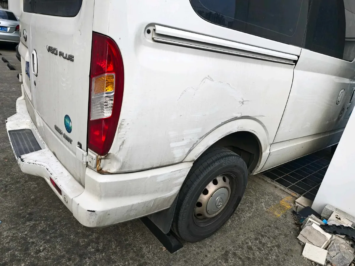 2019 JAC T8 2.0T 190HP L4 6MT,autocango,china used car exporter,china ev exporter,chinese used car exporter,chinese used ev exporter