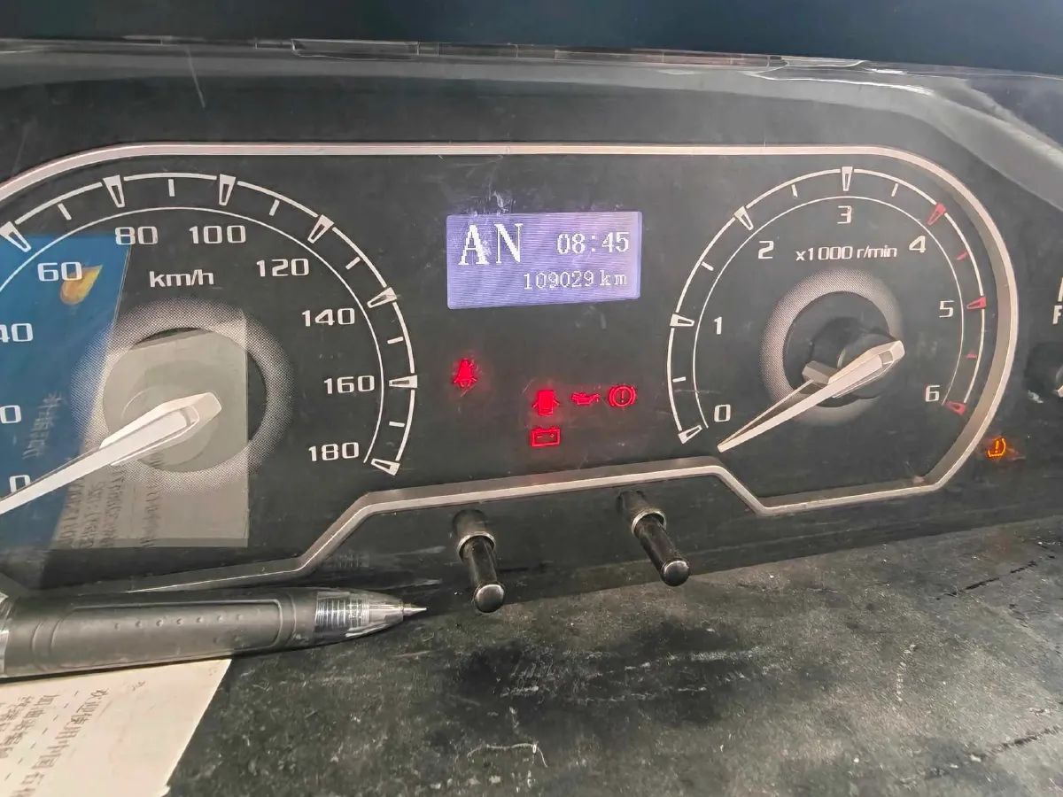 2019 JAC T8 2.0T 190HP L4 6MT,autocango,china used car exporter,china ev exporter,chinese used car exporter,chinese used ev exporter