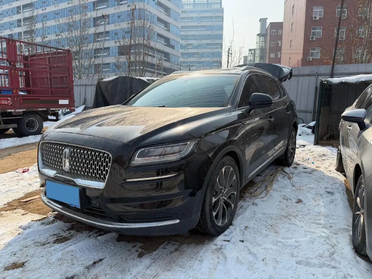2021 Lincoln Nautilus 2.0T 245HP L4 8AT