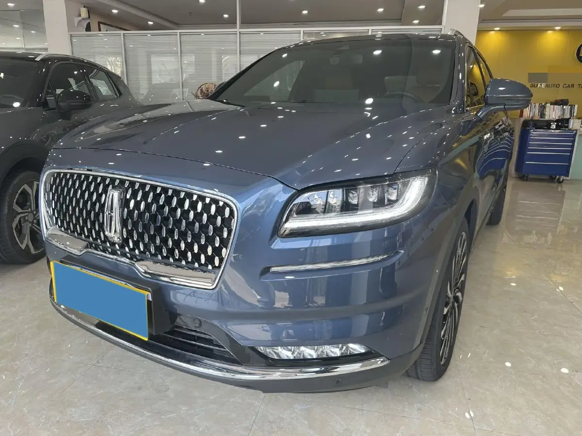 2021 Lincoln Nautilus 2.7T 322HP V6 8AT