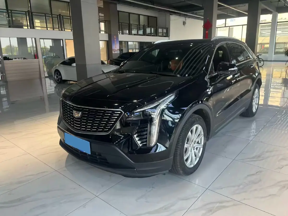 2022 Cadillac XT4 2.0T 237HP L4 9AT