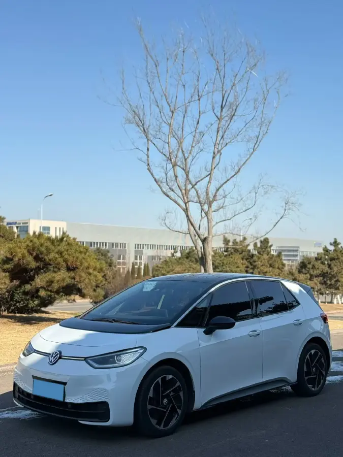 2025 Volkswagen ID.3 BEV 52.8KWH
