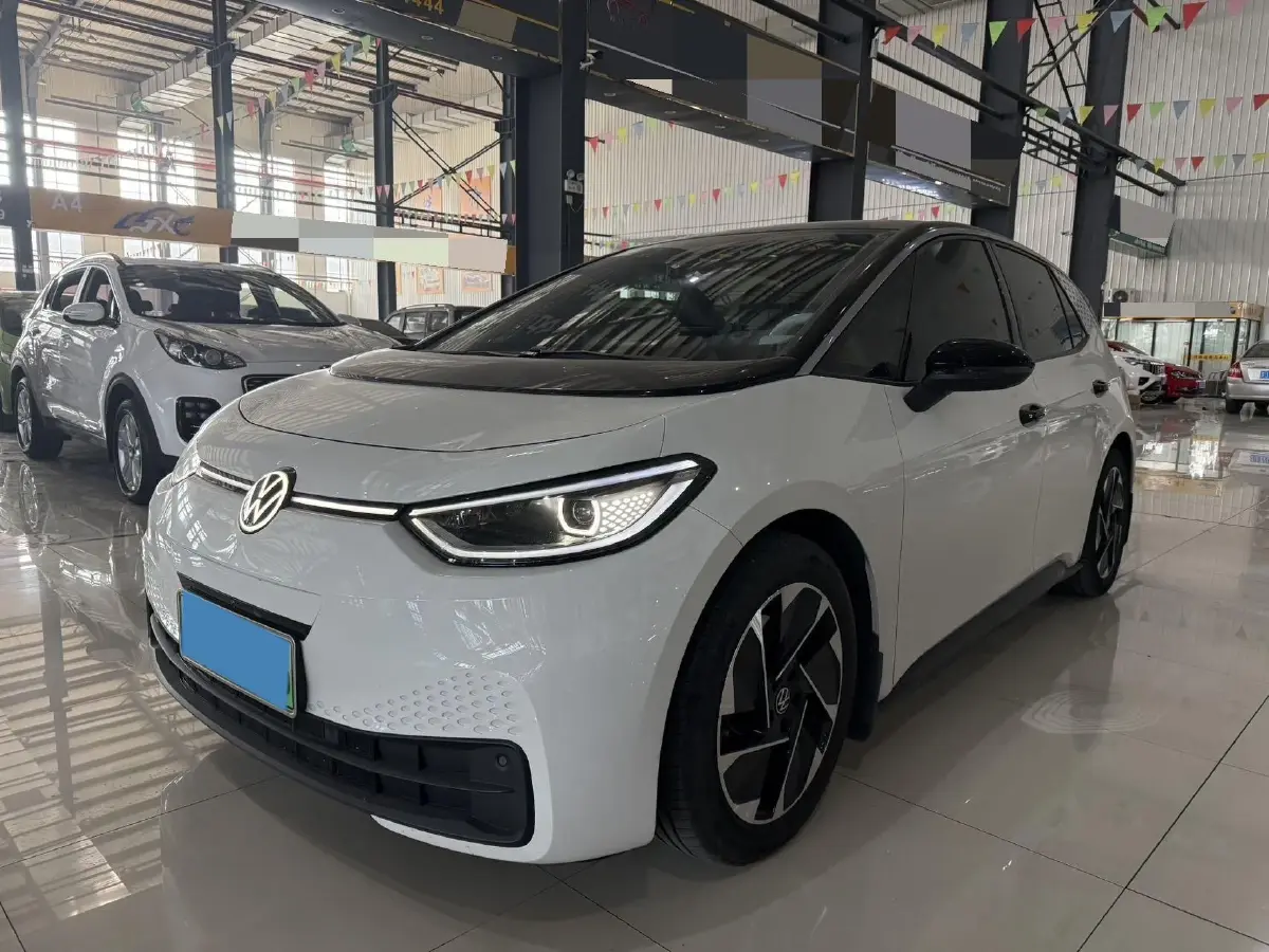 2025 Volkswagen ID.3 BEV 52.8KWH