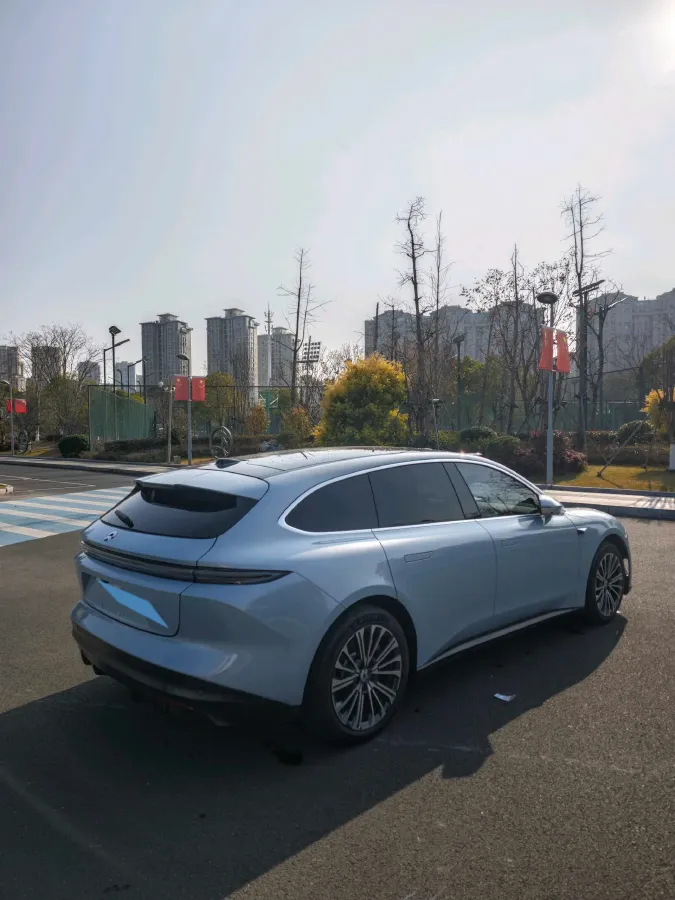 2024 NIO ET5T BEV 75KWH,autocango,china used car exporter,china ev exporter,chinese used car exporter,chinese used ev exporter