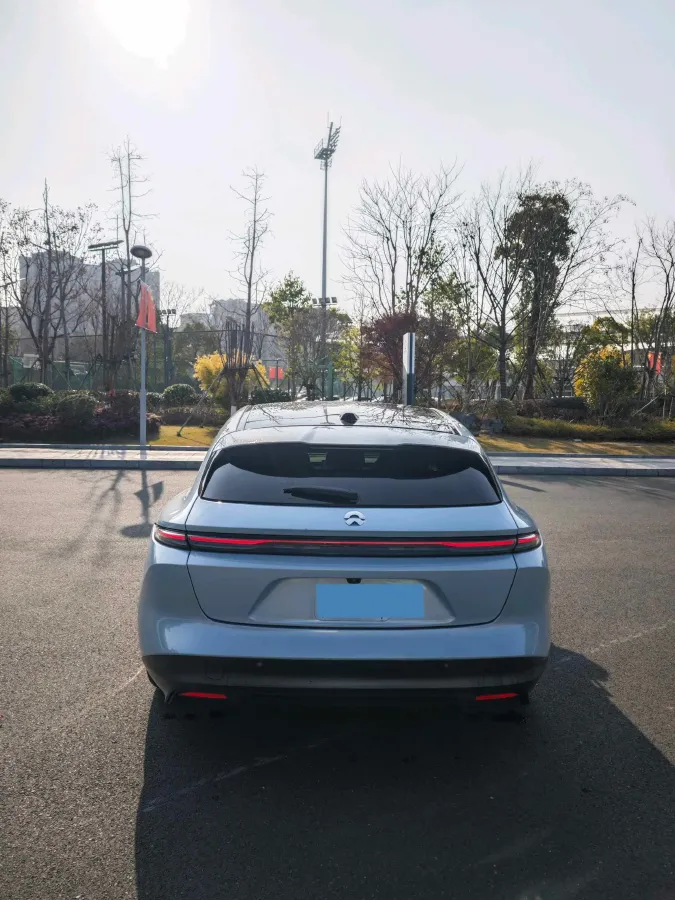 2024 NIO ET5T BEV 75KWH,autocango,china used car exporter,china ev exporter,chinese used car exporter,chinese used ev exporter