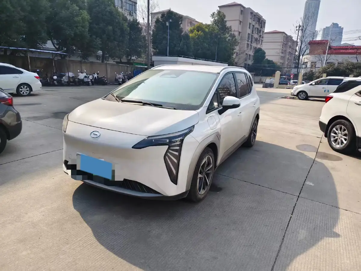 2025 Aion Y BEV 58.4KWH