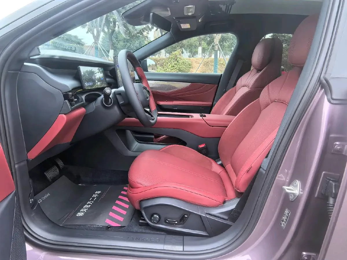 2026 LYNK&CO 07 EM-P 1.5T 163HP L4 3DHT PHEV,autocango,china used car exporter,china ev exporter,chinese used car exporter,chinese used ev exporter