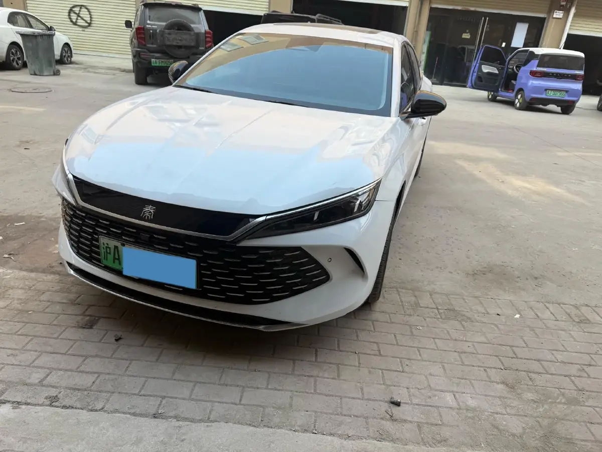 2024 BYD QinL 1.5L 101HP L4 E-CVT PHEV 15.87KWH