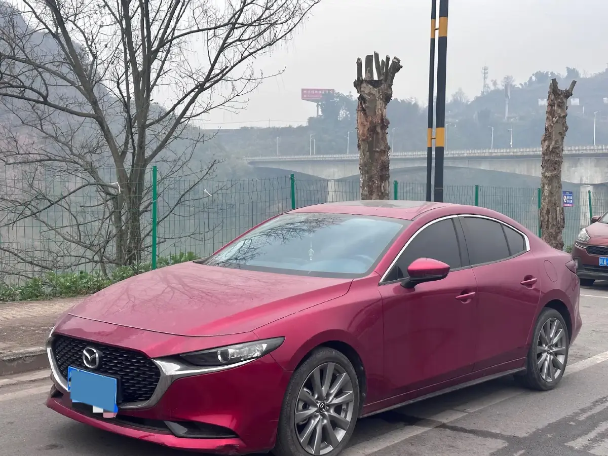 2020 Mazda 3 Axela 2.0L 158HP L4 6AT