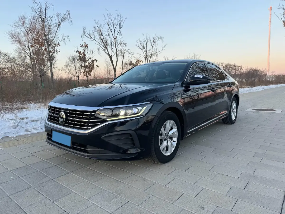 2023 Volkswagen Passat 1.4T 150HP L4 7DCT