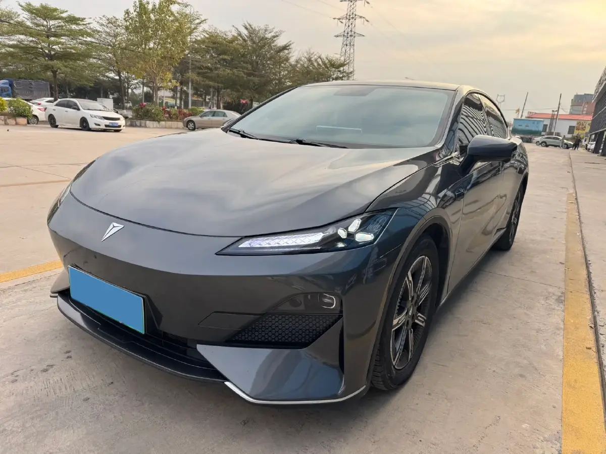 2023 Deepal SL03 1.5L 95HP L4 REEV 28.39KWH