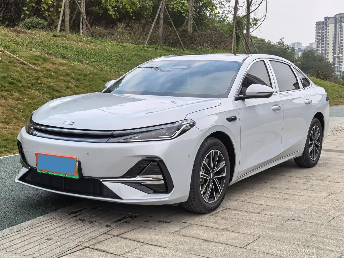 2025 Geely Galaxy A7 1.5L 112HP L4 1DHT PHEV