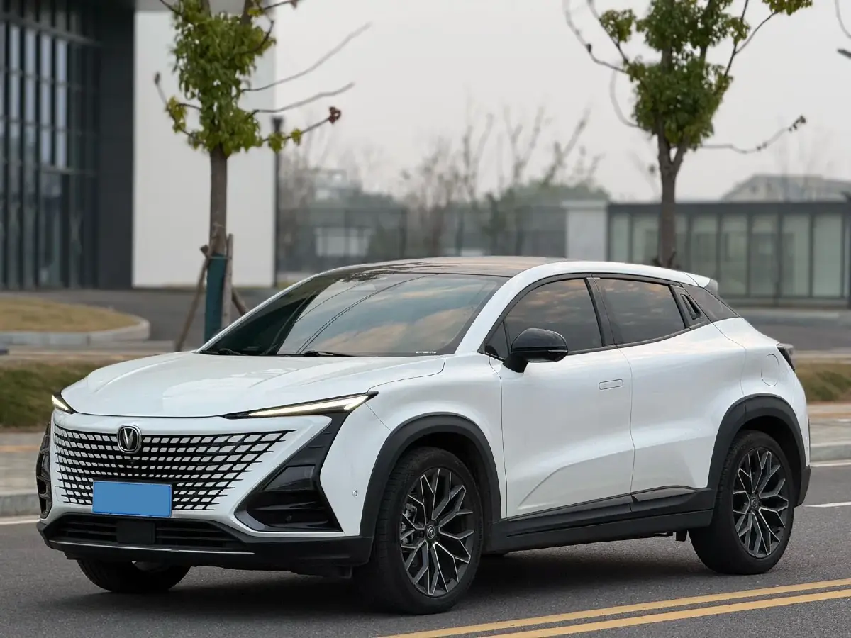 2022 ChangAn UNI-T 1.5T 188HP L4 7DCT