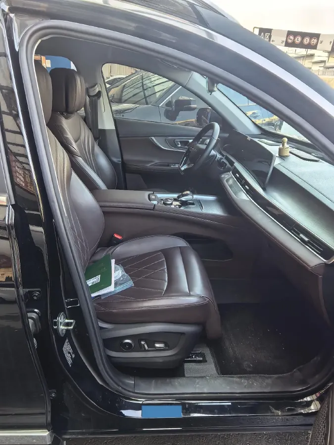 2024 Chery Tiggo 8 PRO 2.0T 254HP L4 7DCT,autocango,china used car exporter,china ev exporter,chinese used car exporter,chinese used ev exporter