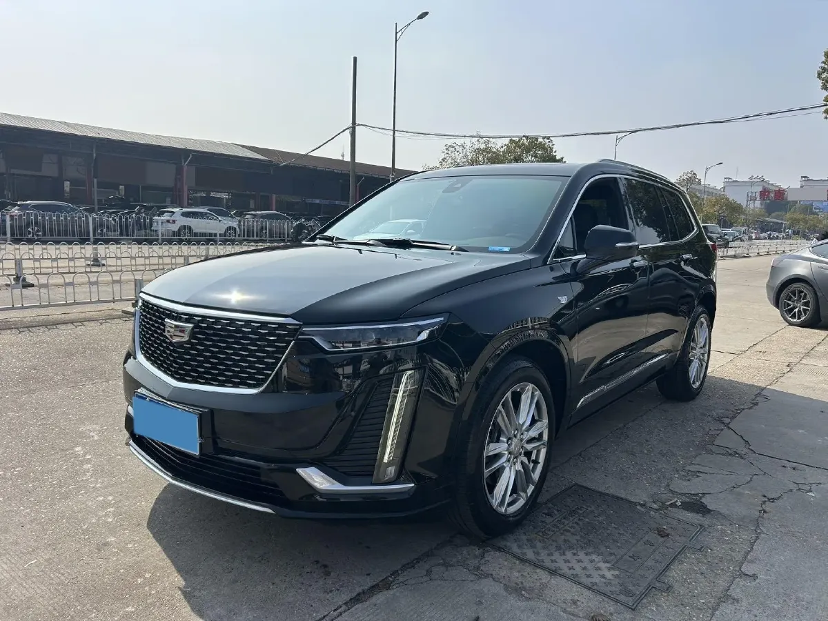 2022 Cadillac XT6 2.0T 237HP L4 9AT,autocango,china used car exporter,china ev exporter,chinese used car exporter,chinese used ev exporter