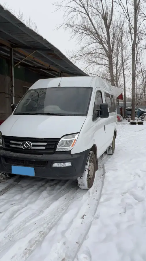 2020 MAXUS XinTu V80 2.5T 136HP L4 6MT