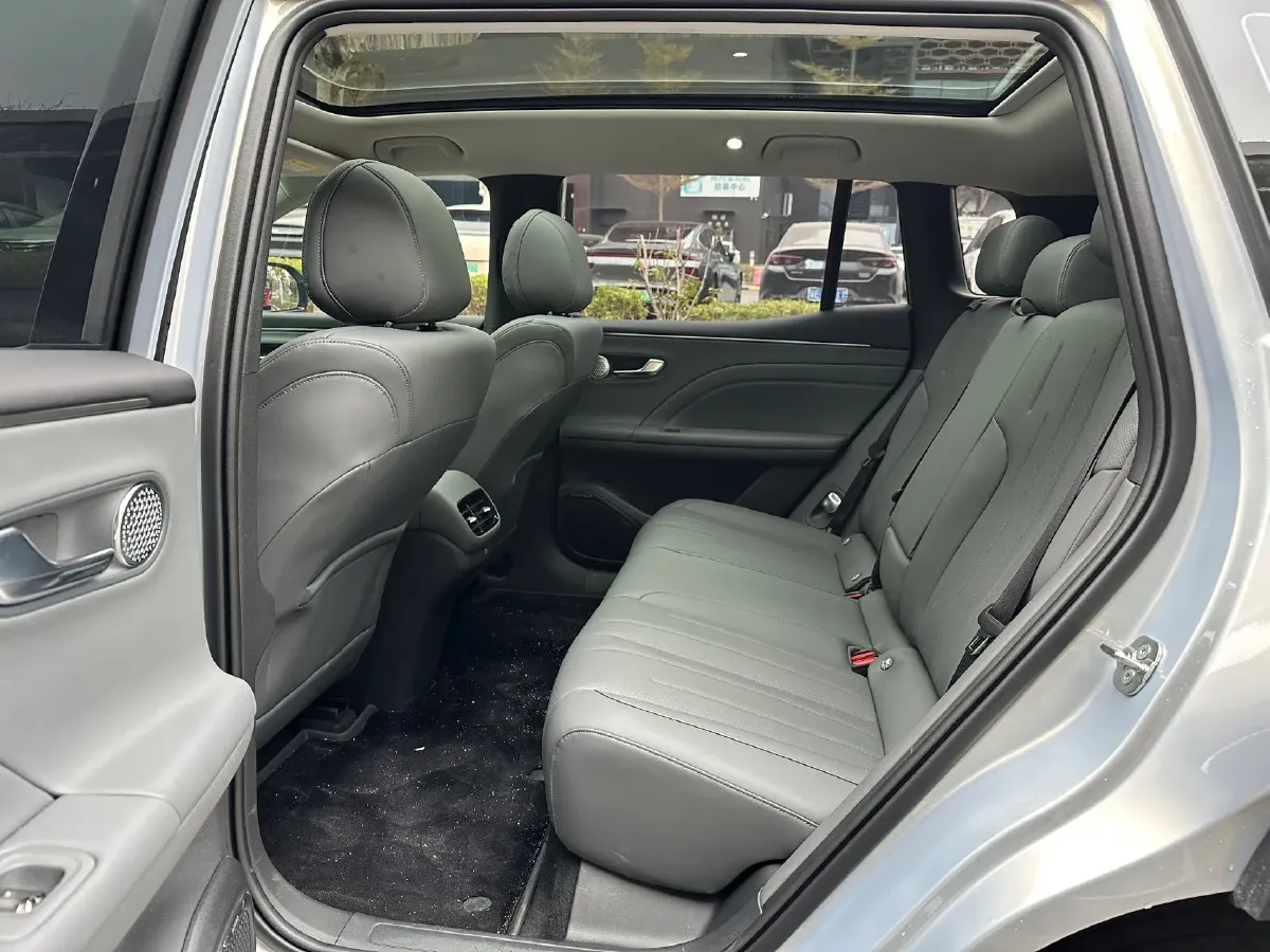 2026 Aion AION i60 REEV 101HP REEV,autocango,china used car exporter,china ev exporter,chinese used car exporter,chinese used ev exporter