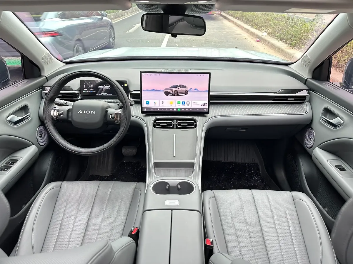 2026 Aion AION i60 REEV 101HP REEV,autocango,china used car exporter,china ev exporter,chinese used car exporter,chinese used ev exporter