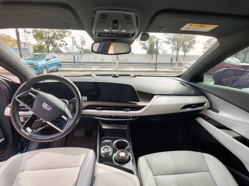 2023 Cadillac GT4 1.5T 211HP L4 9AT,autocango,china used car exporter,china ev exporter,chinese used car exporter,chinese used ev exporter