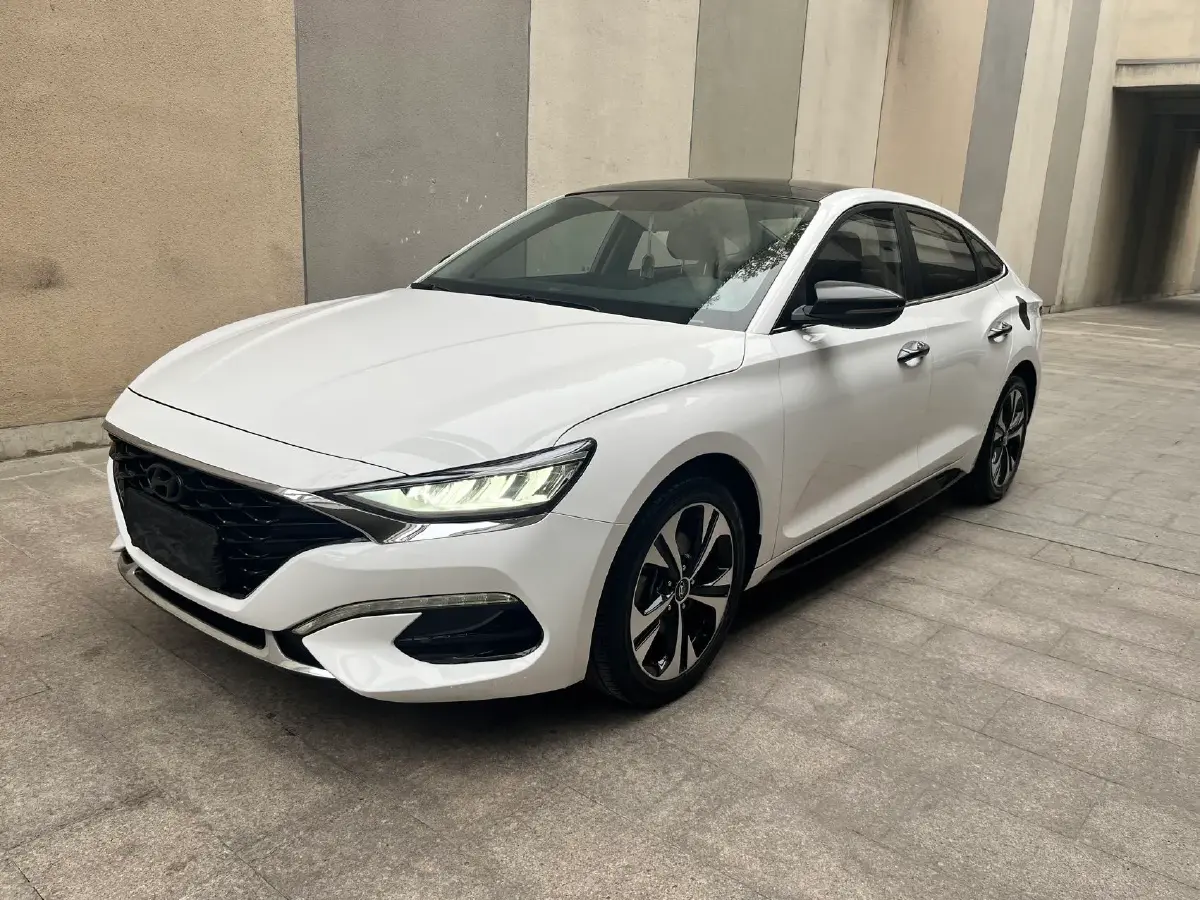 2019 Hyundai La Festa 1.6T 190HP L4 7DCT