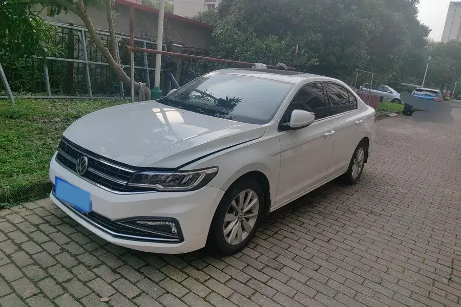 2020 Volkswagen Bora 1.5L 113HP L4 6AT