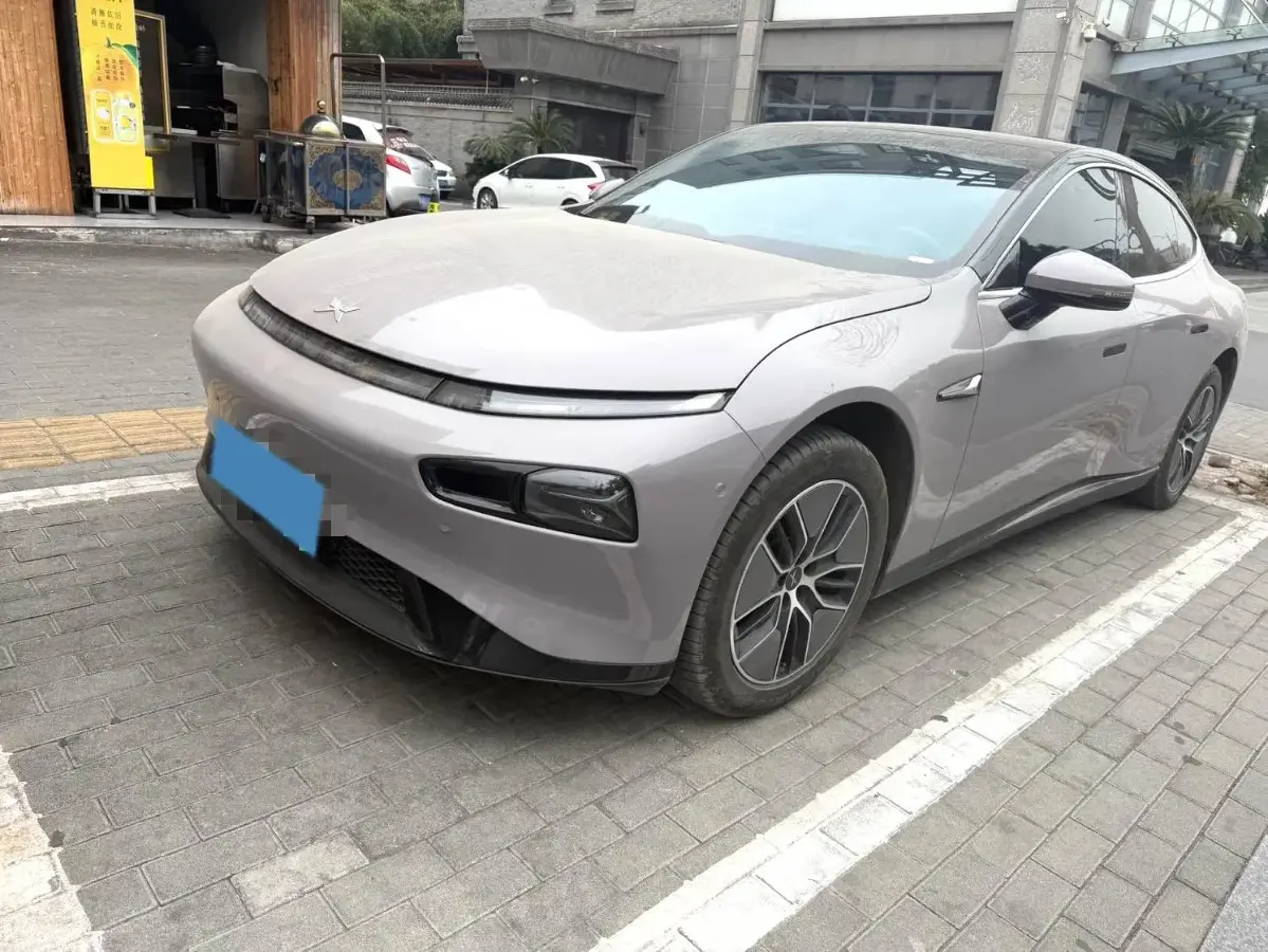 2024 Xpeng P7 BEV 64.4KWH
