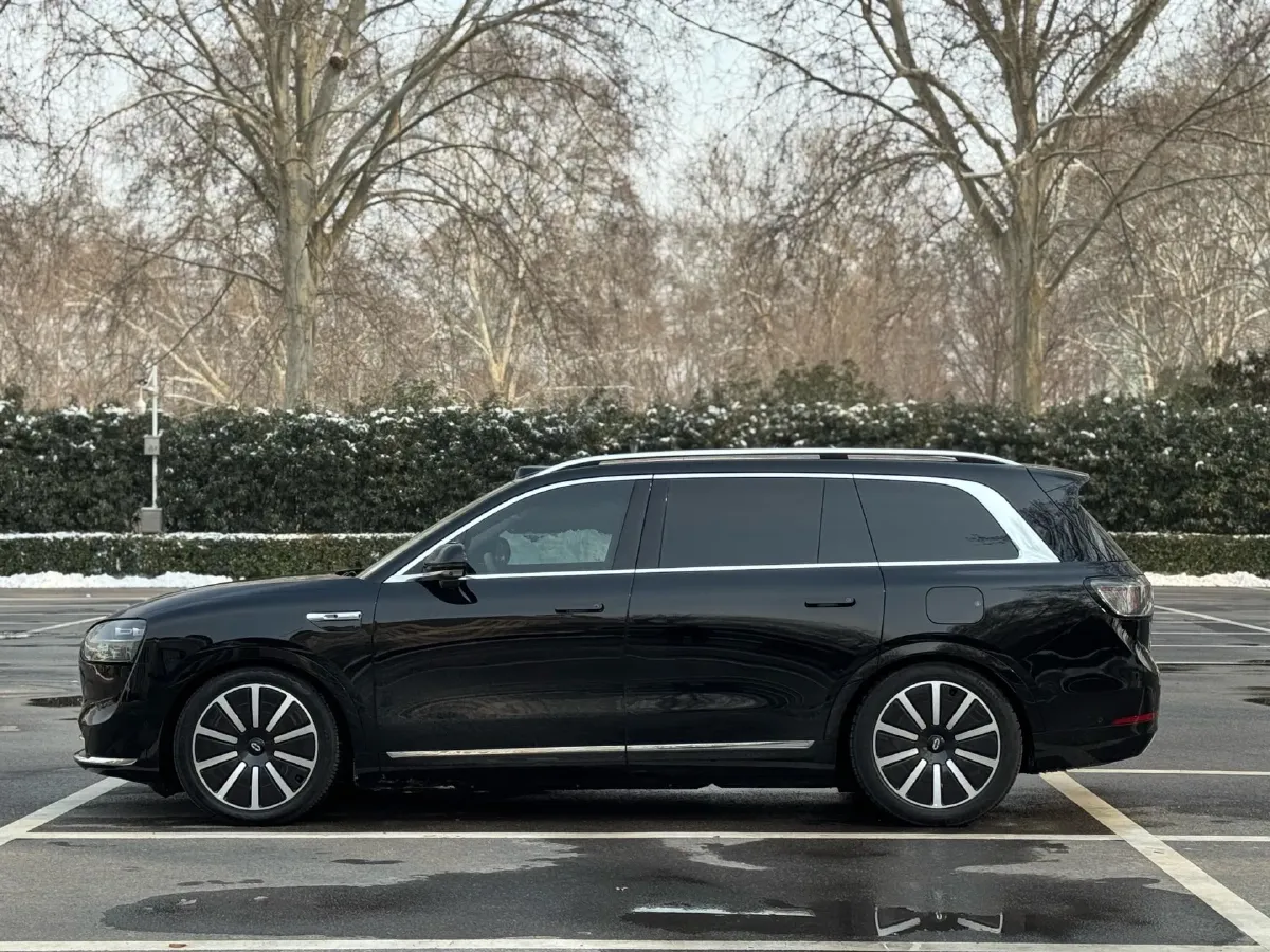 2024 AITO AITO M9 1.5T 152HP L4 REEV 42KWH,autocango,china used car exporter,china ev exporter,chinese used car exporter,chinese used ev exporter