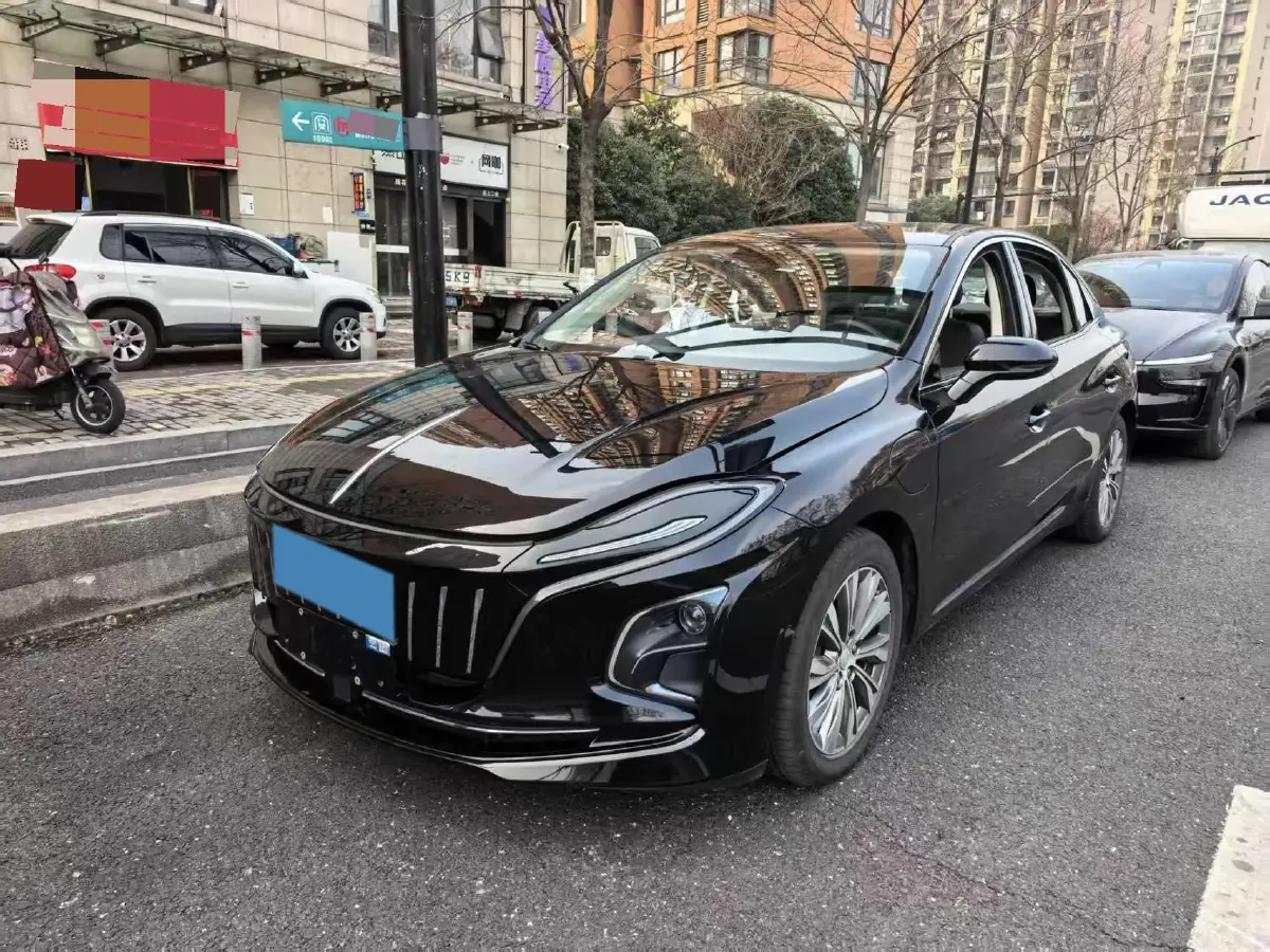 2024 HongQi E-QM5 BEV 72KWH