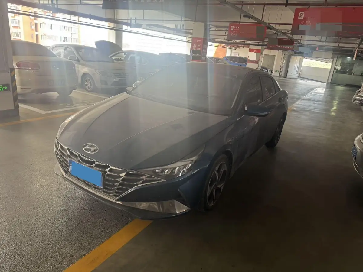 2021 Hyundai Elantra 1.5L 115HP L4 CVT