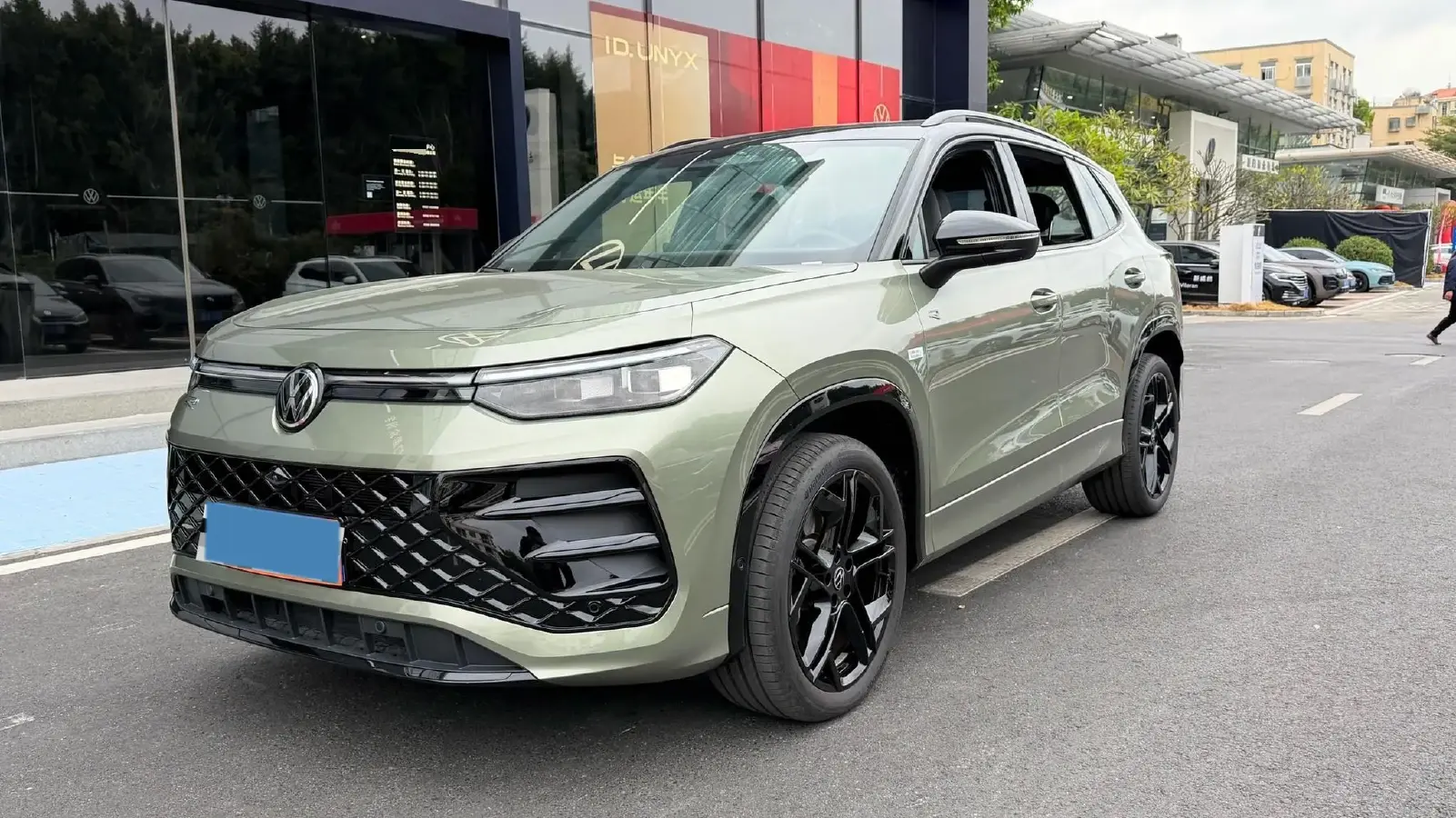 2026 Volkswagen Tayron 2.0T 220HP L4 7DCT