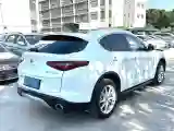 2017 Alfa Romeo Stelvio 2.0T 280HP L4 8AT
