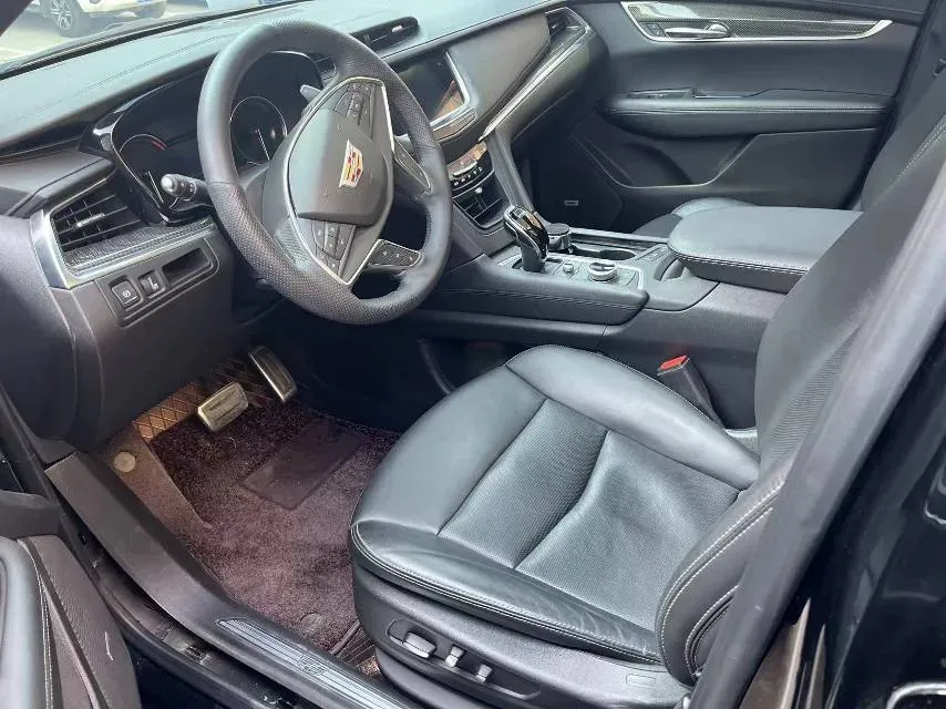 2022 Cadillac XT5 2.0T 237HP L4 9AT,autocango,china used car exporter,china ev exporter,chinese used car exporter,chinese used ev exporter