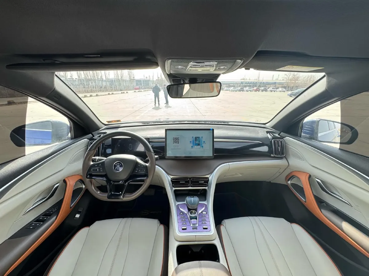 2022 Geely JiaJi 1.5T 177HP L3 7DCT PHEV 15.5KWH,autocango,china used car exporter,china ev exporter,chinese used car exporter,chinese used ev exporter