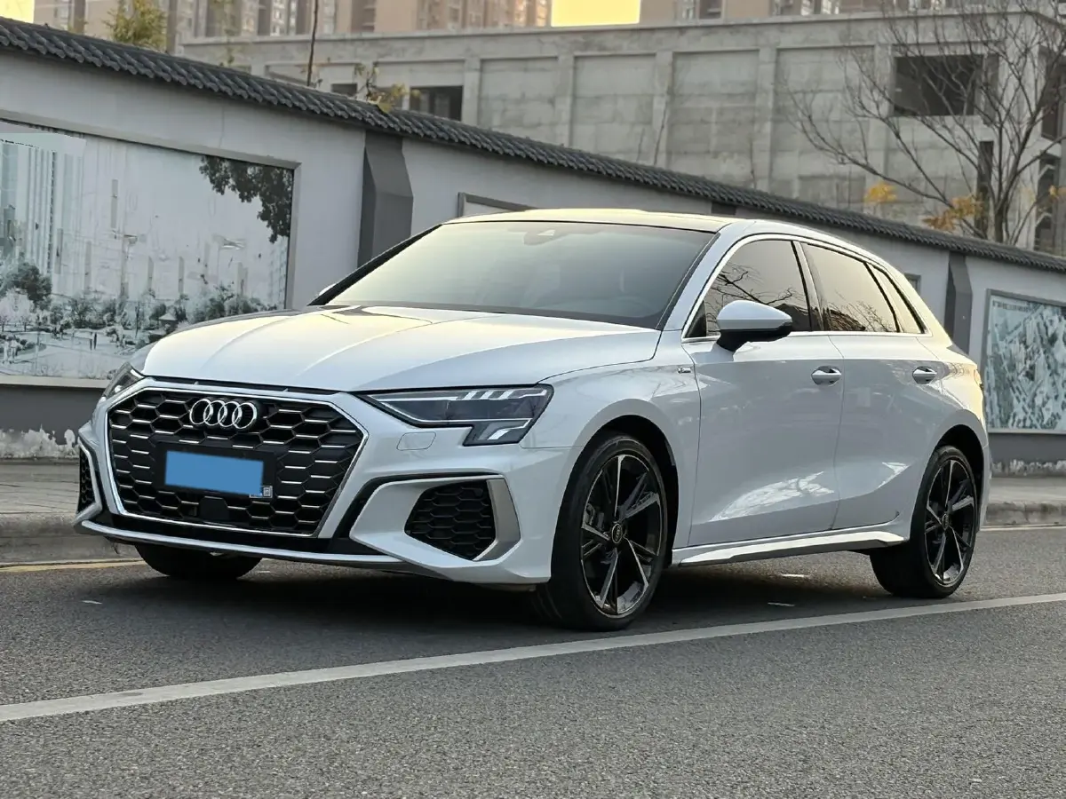 2022 Audi A3 1.4T 150HP L4 7DCT