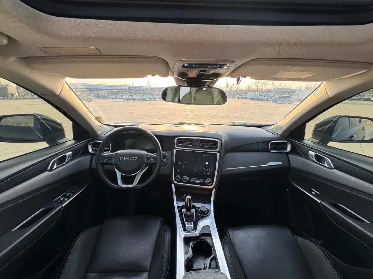 2018 LYNK&CO 01 EM-P 1.5T 180HP L3 7DCT PHEV 9.4KWH,autocango,china used car exporter,china ev exporter,chinese used car exporter,chinese used ev exporter