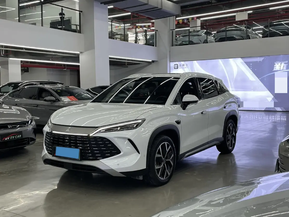 2025 BYD SongL DM-i 1.5L 101HP L4 E-CVT PHEV 26.6KWH