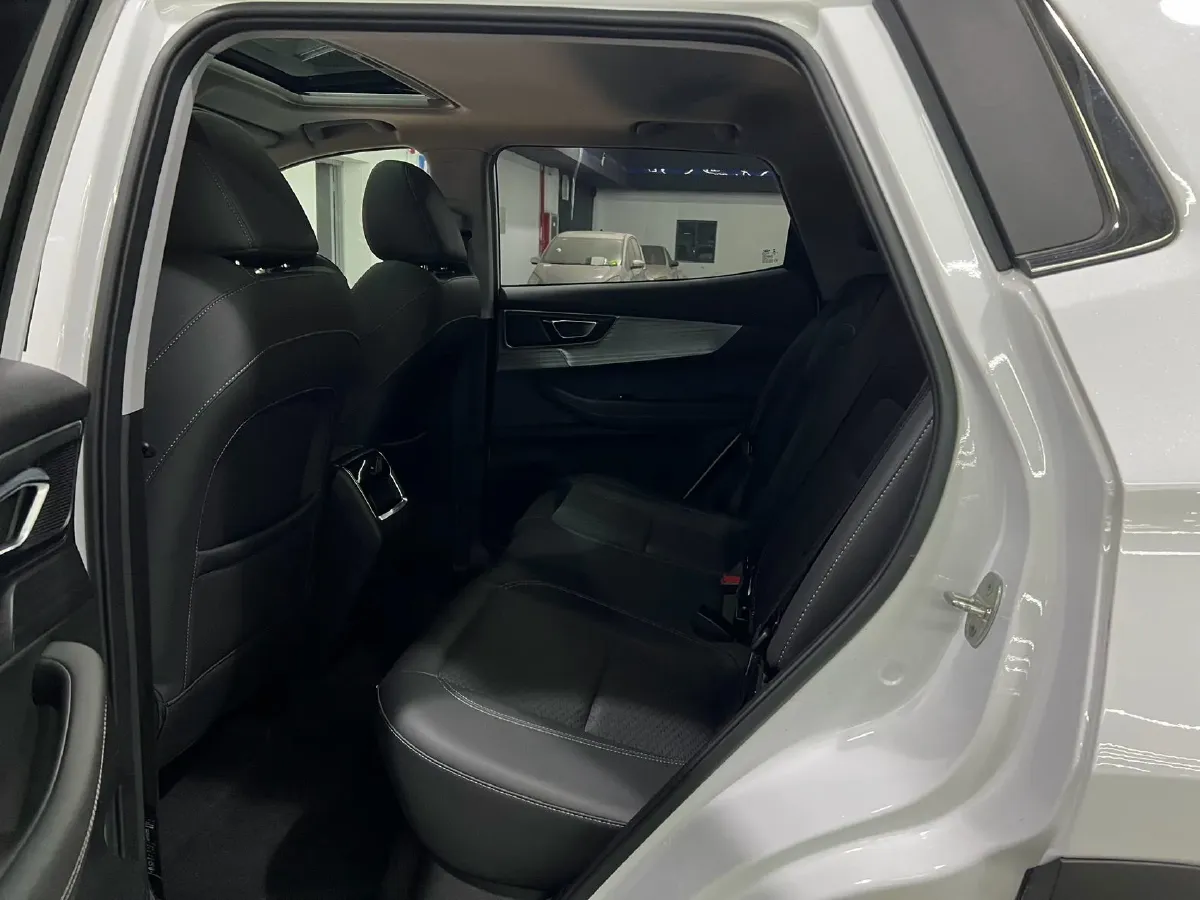 2020 Chery Tiggo 5x 1.5L 116HP L4 CVT,autocango,china used car exporter,china ev exporter,chinese used car exporter,chinese used ev exporter