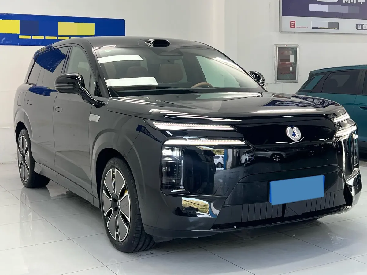 2025 Denza DenzaN8L 2.0T 207HP L4 E-CVT PHEV,autocango,china used car exporter,china ev exporter,chinese used car exporter,chinese used ev exporter