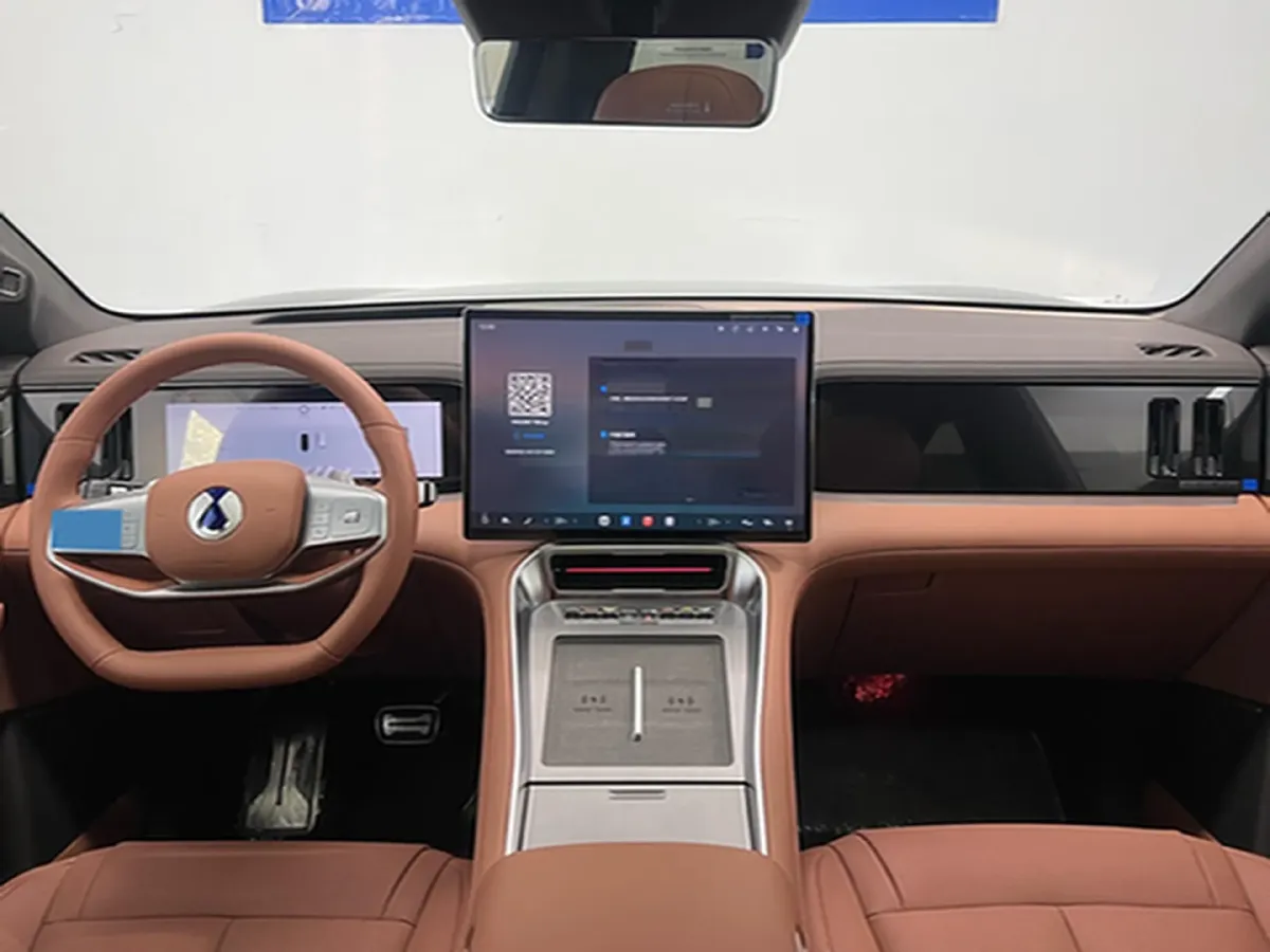 2025 Denza DenzaN8L 2.0T 207HP L4 E-CVT PHEV,autocango,china used car exporter,china ev exporter,chinese used car exporter,chinese used ev exporter